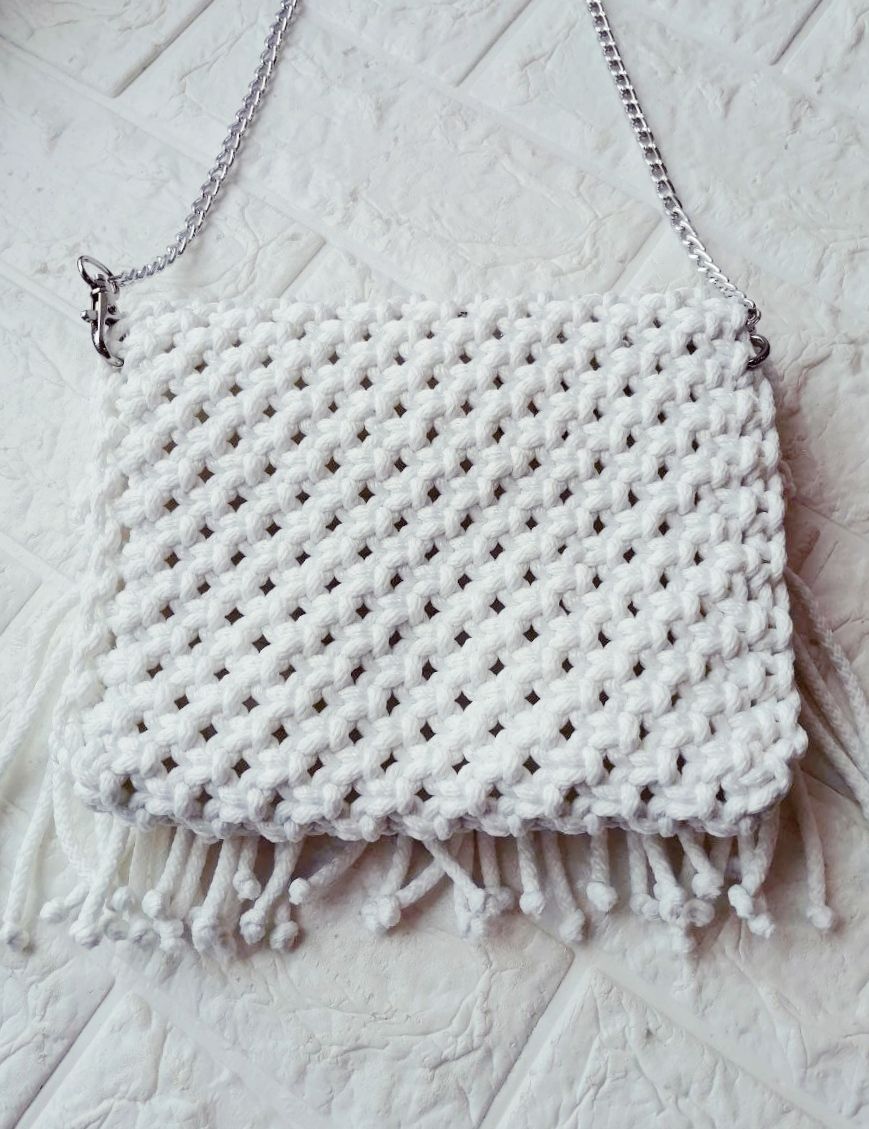 belaya-pletenaya-sumka-ruchnoj-raboty Плетеная сумка, цвет: белый, ручная работа