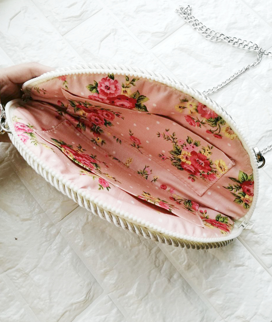 Плетеная сумка цвет: серебро ручная работа Плетеная сумка, цвет: серебро, ручная работа